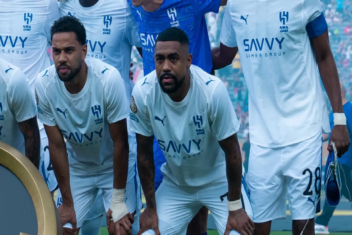 هل يخطف الهلال قاهر رونالدو؟