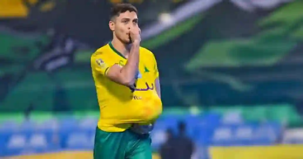 الخليج يفسخ عقود 6 لاعبين