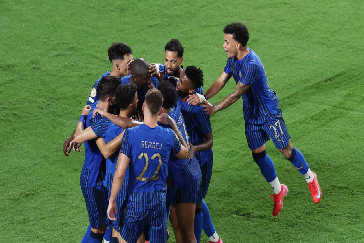 اللاعب خالد الغنام.