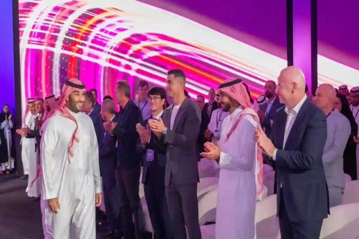 صفقة مدوية: رونالدو يتربع على عرش سفراء كأس العالم للرياضات الإلكترونية