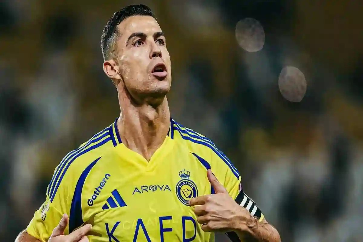 يوجه قائد النصر 