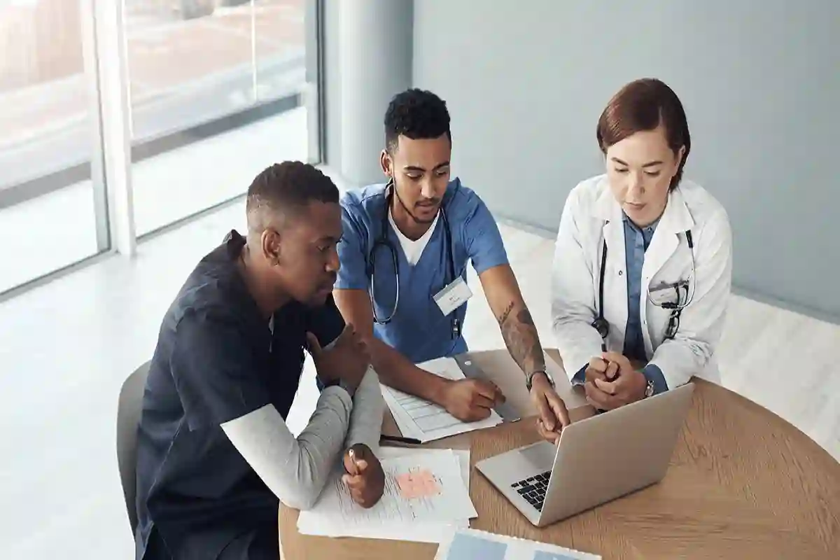 الضمان الصحي السعودي يوسع تغطية الحالات الطارئة لتشمل الولادة والأسنان