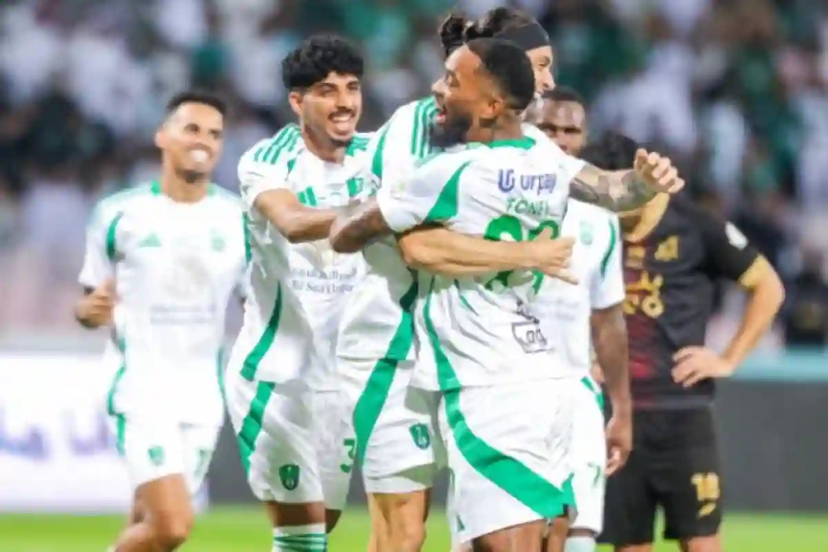 الراقي يفوز على الوحدة بثلاثية ويجعل موقفه صعبًا في دوري روشن 