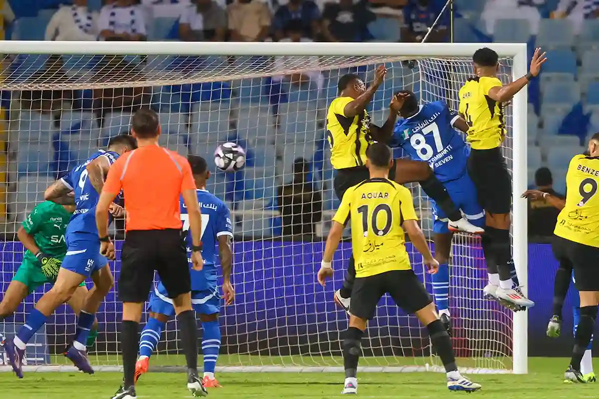 بعد فوز الاتحاد على الاتفاق وتعثر الهلال.. الكشف عن موعد تتويج الاتحاد بلقب دوري روشن