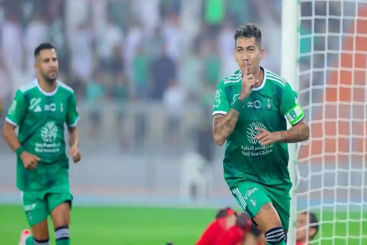 الأهلي يواجه الاتفاق بطموح التأهل إلى السوبر