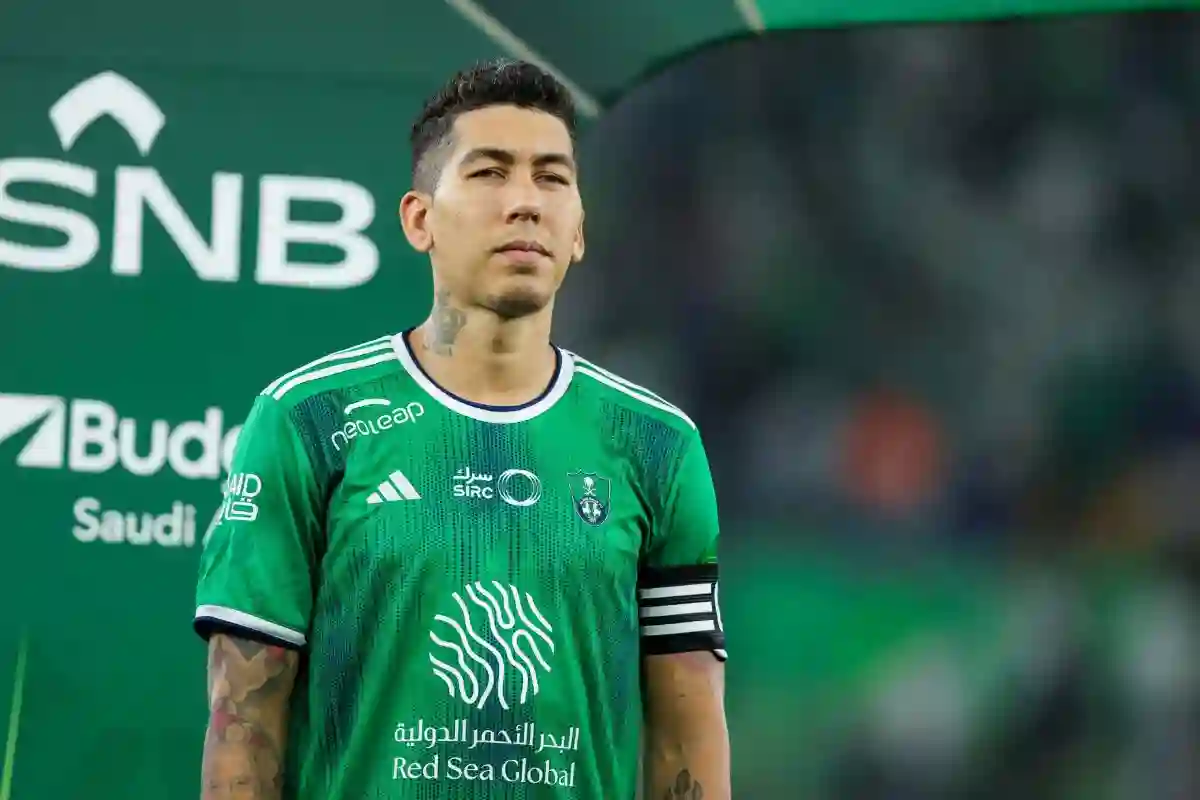 النادي التركي يخطط للتفاوض مع فيرمينو بعد دراسة حالته البدنية.. هل سيوافق الأهلي على الصفقة؟