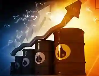 النفط يرتفع مع تمديد المفاوضات