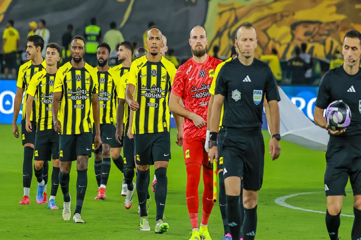 الاتحاد يحسم مستقبل لاعبيه الأجانب.
