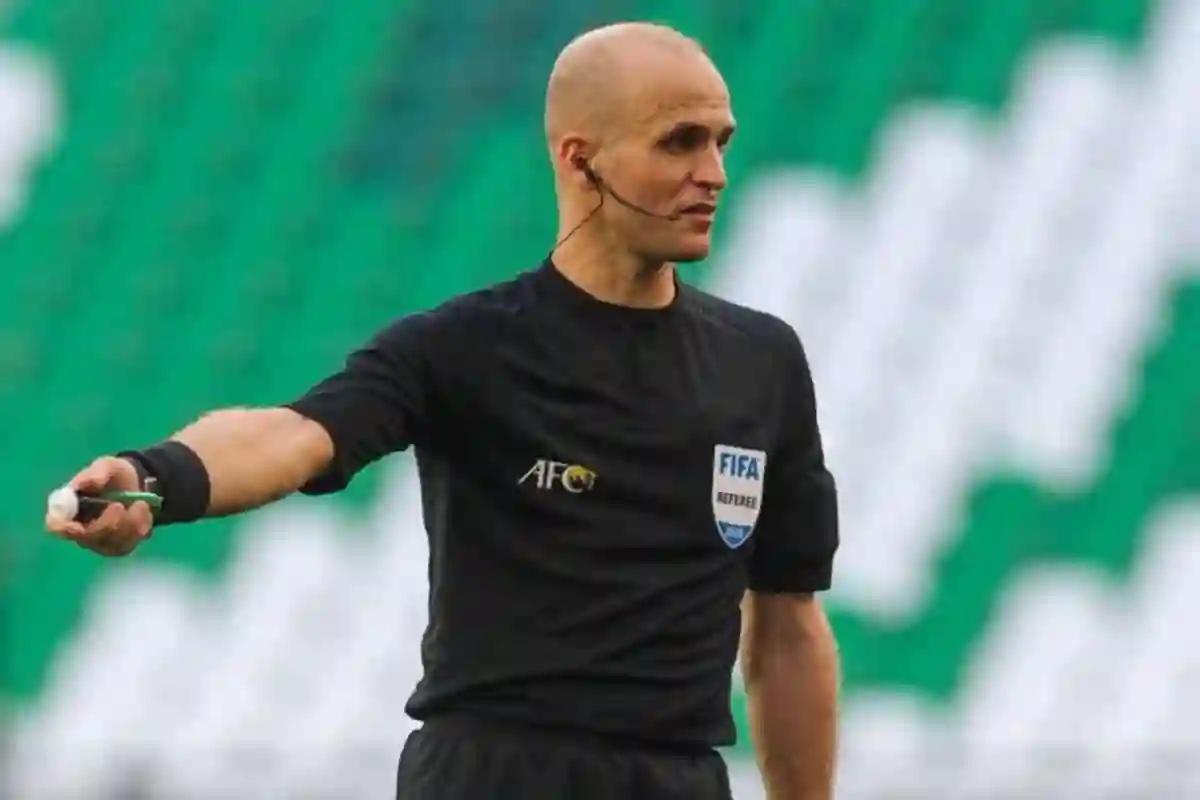 بعد الإعلان عن حكم كلاسيكو الأهلي الآسيوي.. فريق الهلال يتلقى صدمة 