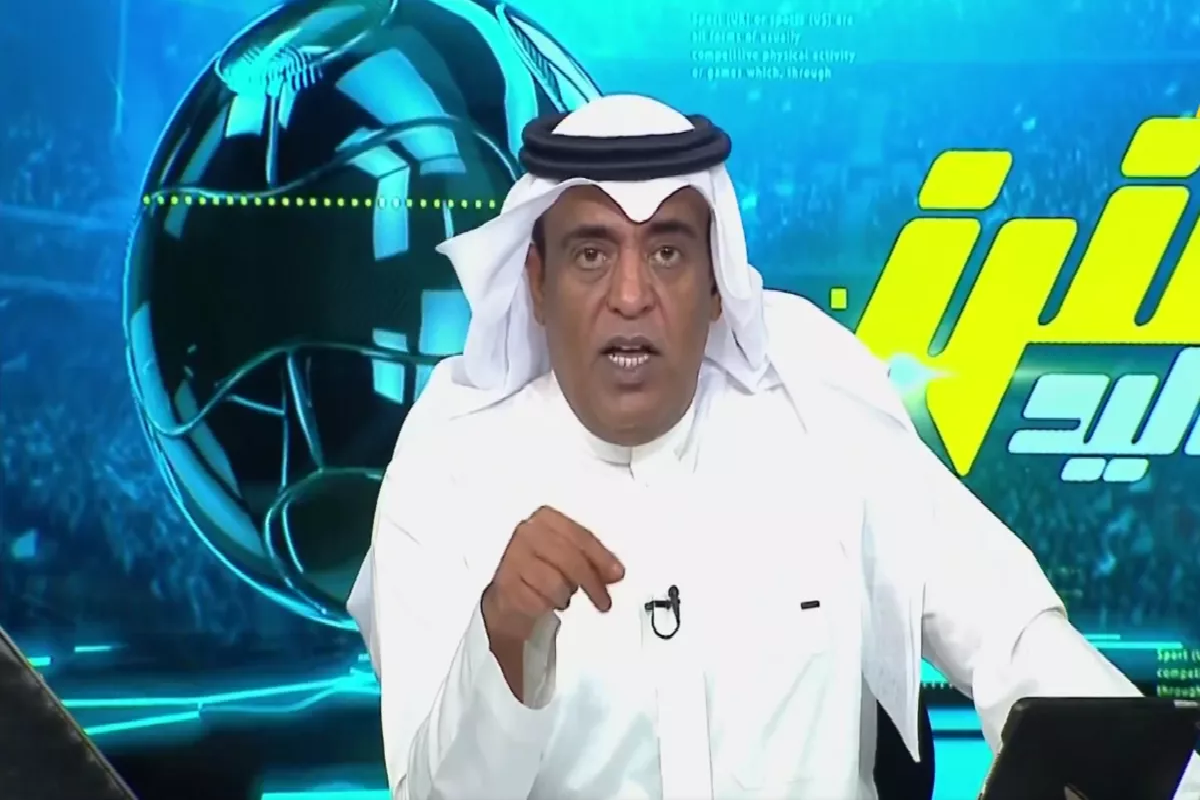 وليد الفراج يثير الجدل بموقفه من تمويل أندية الدوري السعودي.