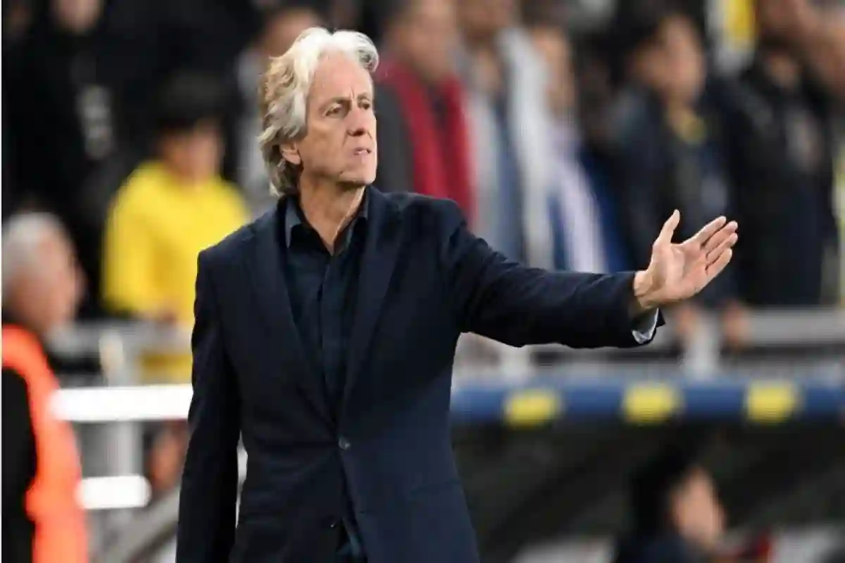 الكشف عن خطة خيسوس لتدريب الهلال خلال عيد الفطر المبارك 2025